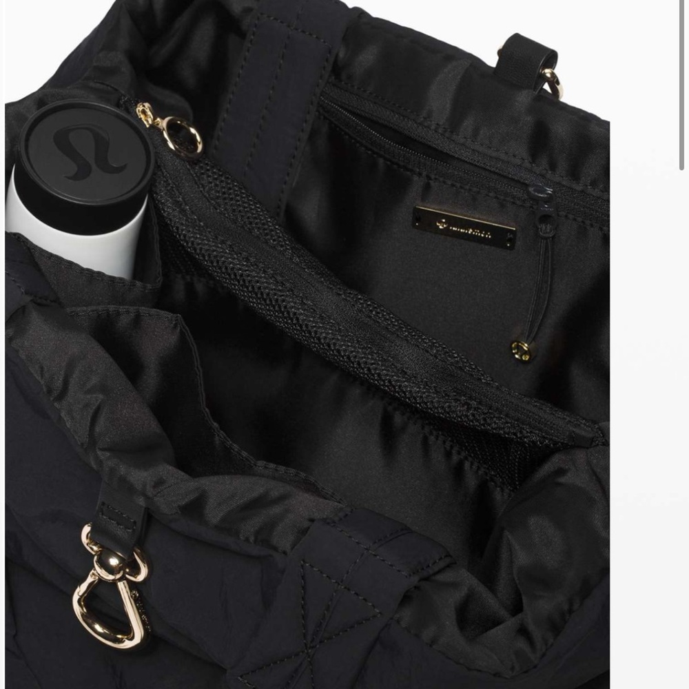 Lululemon On My Level Bag *19L Black - Picture 2 of 11